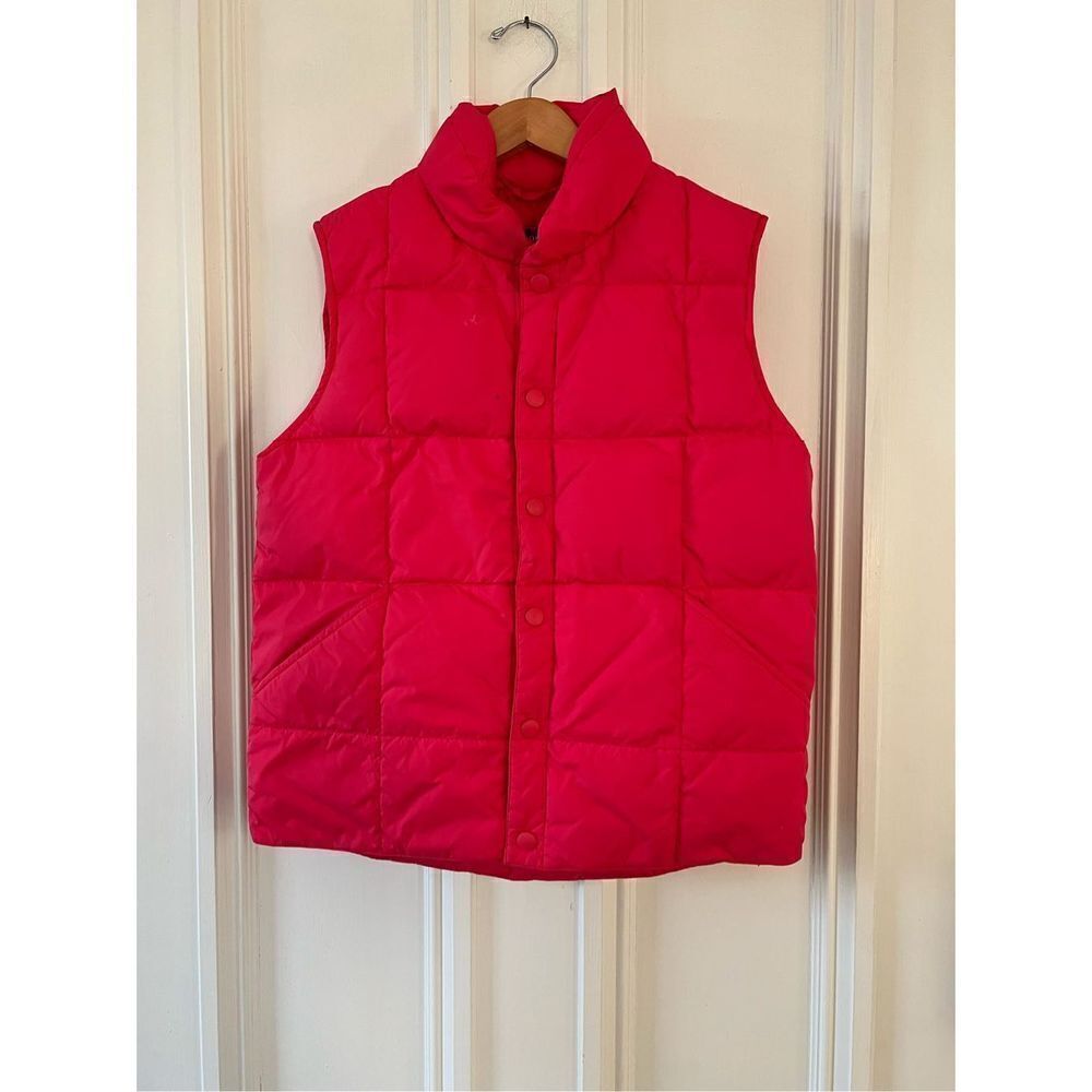 Land’s End girls hot pink puffer vest 10-12